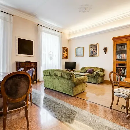 Tibullo - Classic & Elegant Center