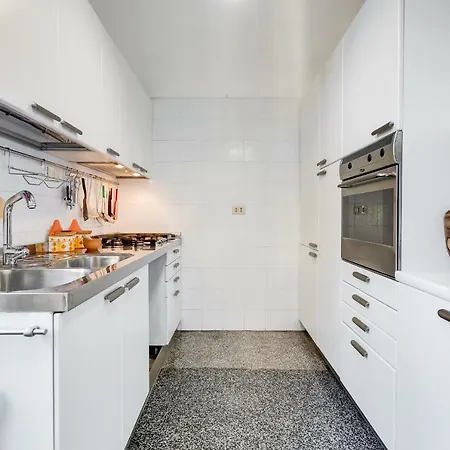 Tibullo - Classic & Elegant Center Appartement *