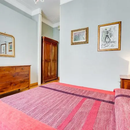 Tibullo - Classic & Elegant Center Apartamento