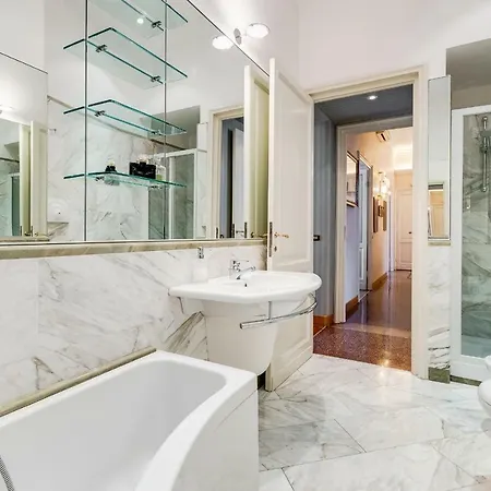 Tibullo - Classic & Elegant Center