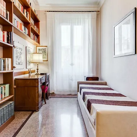 Appartement Tibullo - Classic & Elegant Center