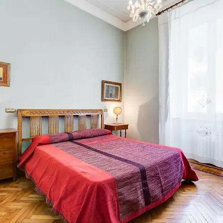 Appartement Tibullo - Classic & Elegant Center *